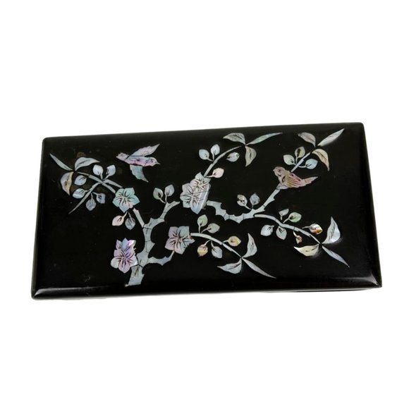 Vintage Oriental Black Lacquer Iridescent Mother Pearl Inlay Lidded Trinket Box - Picture 2 of 16